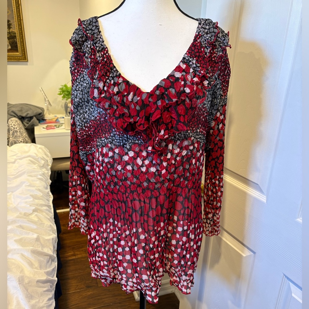 🌷Windsmoor Sheer Pleated Blouse Red Black Print Size L+ Romantic Flowy Top 3/$30